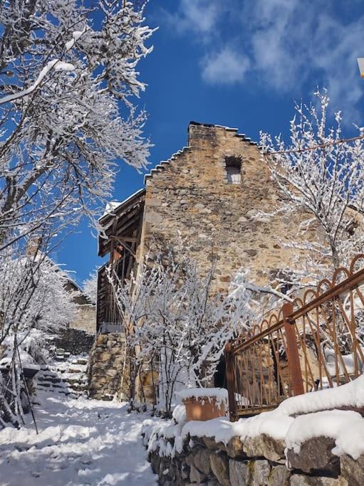 Chambre Ou Gite Dans Une Maison De Montagne - De Suzon A Zelie Entraigues  Екстер'єр фото