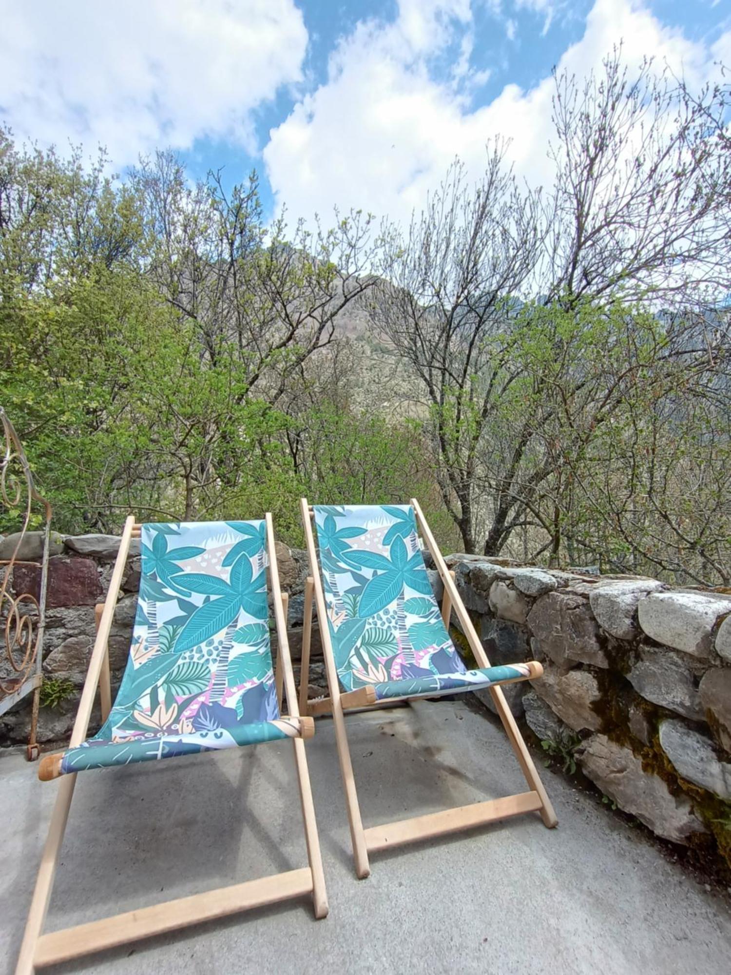Chambre Ou Gite Dans Une Maison De Montagne - De Suzon A Zelie Entraigues  Номер фото